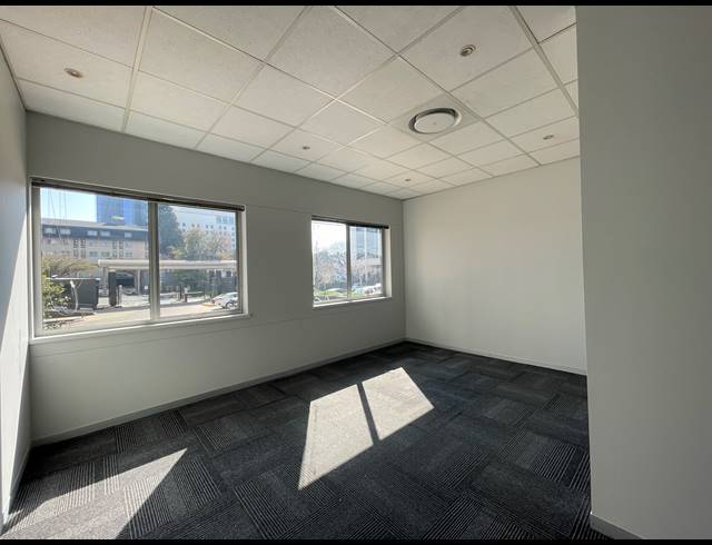 723M² OFFICE TO LET IN SANDTON CENTRAL
